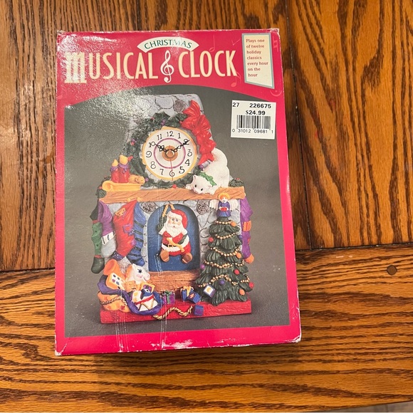 Christmas Clock - Picture 5 of 5